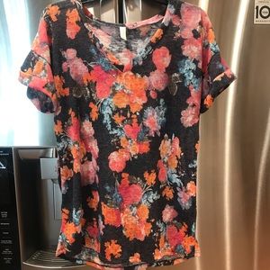 Oversized Floral Short-Sleeve Blouse